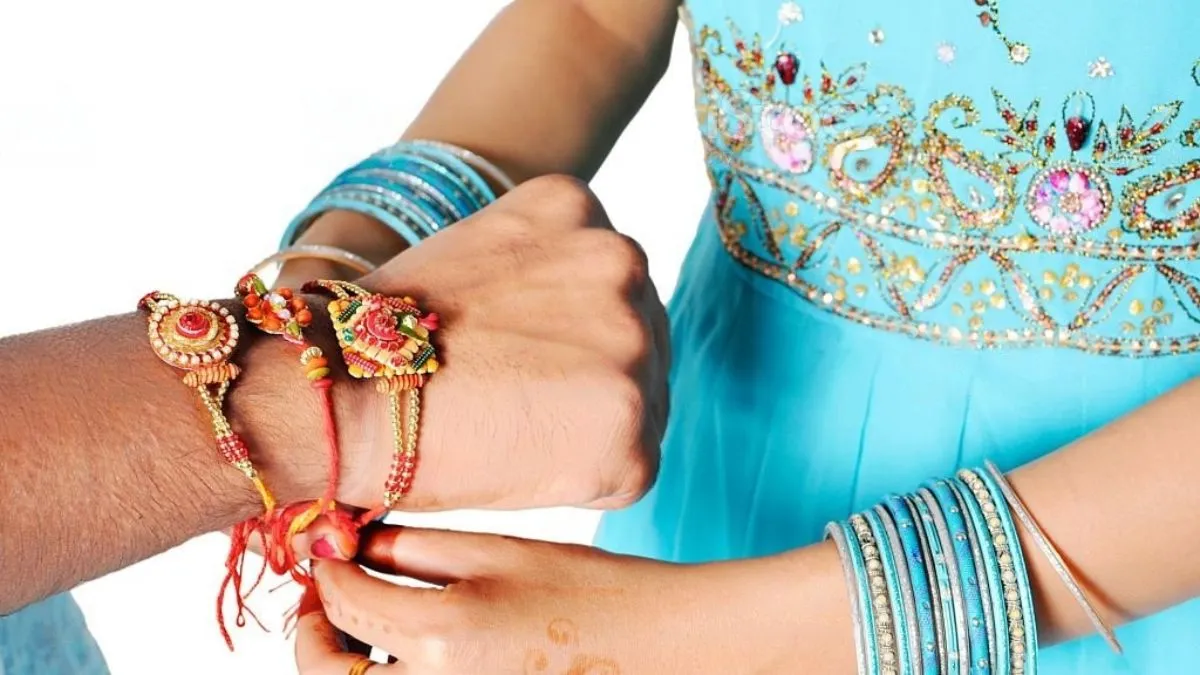 Raksha Bandhan Quotes 2023 in Hindi